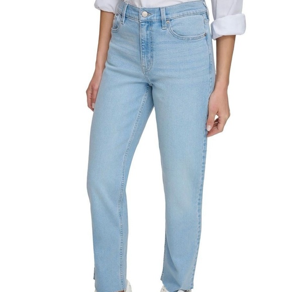 Calvin Klein Women’s Straight Jeans - Picture 2 of 9